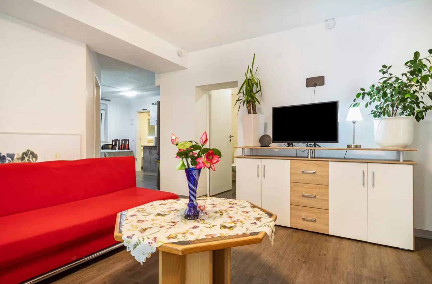 Nguyen Le 3 Schlafzimmer, 7 Bette,Dusche, 2 Wc , Kueche Ab 2 Uebernachtungen Neukirch  Exteriér fotografie